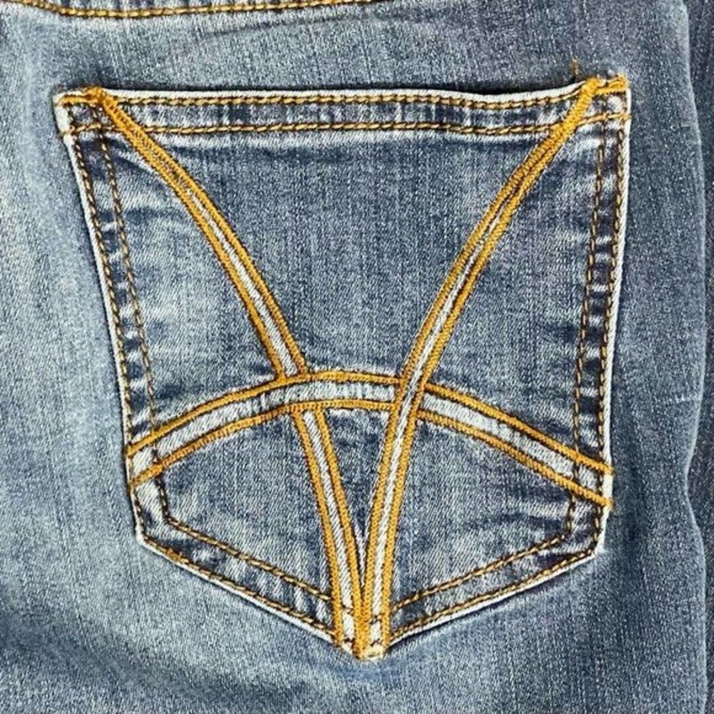 Kut from the Kloth Natalie Kurvy Bootcut Jeans - Picture 6 of 13